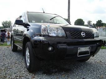 2005 Nissan X-Trail Photos