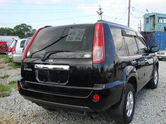 2005 Nissan X-Trail Photos