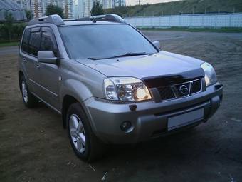 2005 Nissan X-Trail Photos