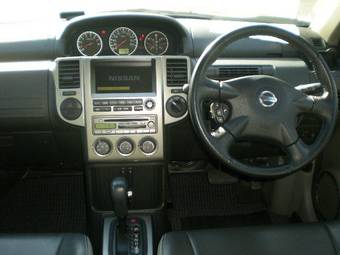 2005 Nissan X-Trail Photos