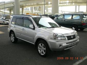 2005 Nissan X-Trail Photos