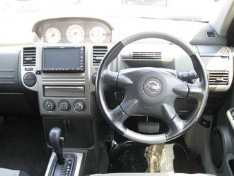 2005 Nissan X-Trail Photos