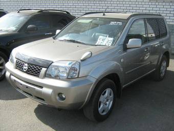 2005 Nissan X-Trail Photos