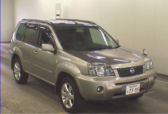 2005 Nissan X-Trail Photos