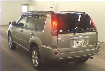 2005 Nissan X-Trail Photos