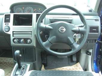 2006 Nissan X-Trail Pics