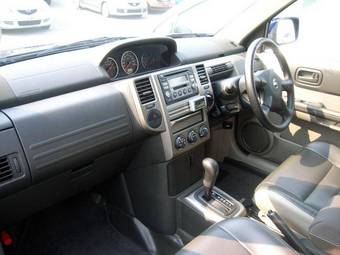 2006 Nissan X-Trail Photos