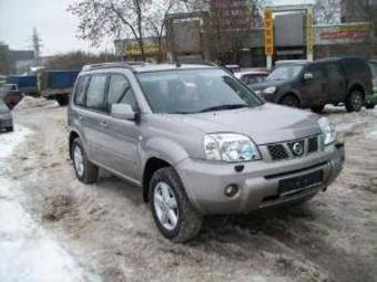 2006 Nissan X-Trail Photos