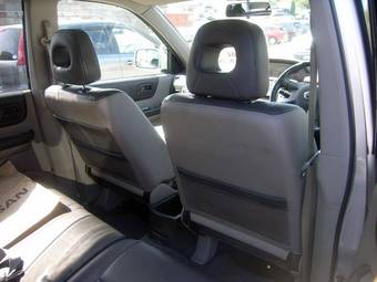 2006 Nissan X-Trail Photos