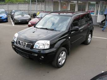 2006 Nissan X-Trail Photos