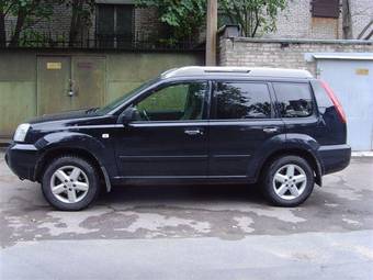 2006 Nissan X-Trail Photos