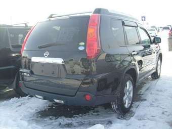 2007 Nissan X-Trail Photos