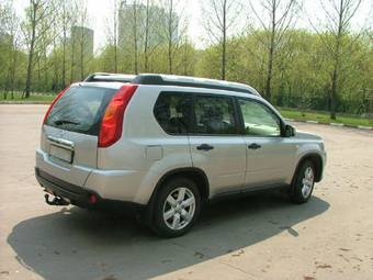 2007 Nissan X-Trail Photos