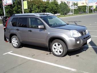 2007 Nissan X-Trail Photos