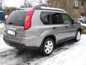 2008 Nissan X-Trail Images