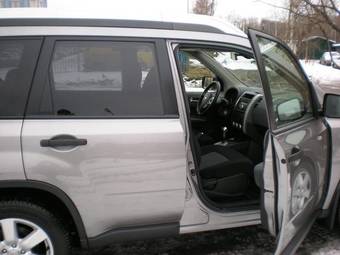 2008 Nissan X-Trail Pictures