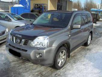 2008 Nissan X-Trail Photos