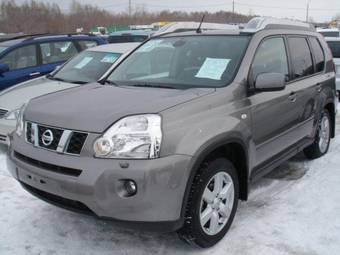 2008 Nissan X-Trail Photos