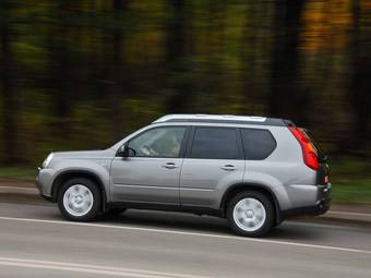 2008 Nissan X-Trail Images