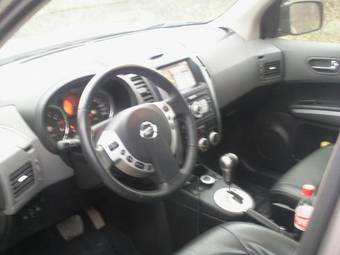 2008 Nissan X-Trail Photos