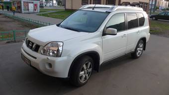 2008 Nissan X-Trail Photos