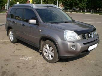 2008 Nissan X-Trail Photos