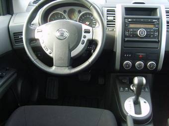 2008 Nissan X-Trail Pictures