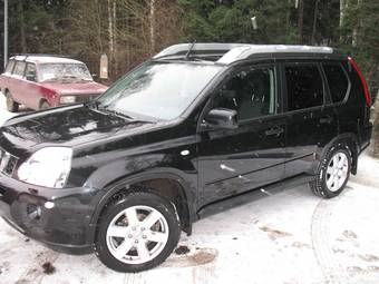 2008 Nissan X-Trail Pics