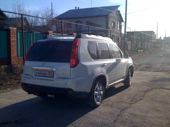 2008 Nissan X-Trail Images