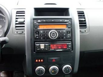 2008 Nissan X-Trail Pictures