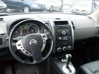 2008 Nissan X-Trail Photos