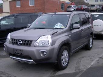 2008 Nissan X-Trail Pictures