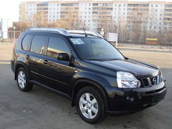 2008 Nissan X-Trail Photos