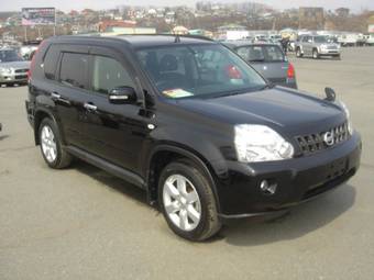 2008 Nissan X-Trail Photos