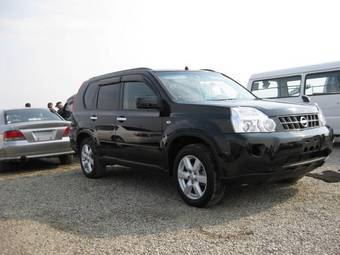 2008 Nissan X-Trail Photos