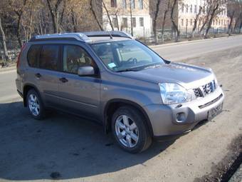 2008 Nissan X-Trail Pictures