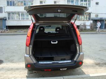 2008 Nissan X-Trail Photos