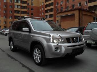 2008 Nissan X-Trail Photos