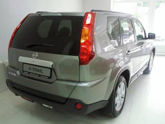 2009 Nissan X-Trail Photos