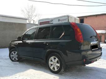 2009 Nissan X-Trail Photos