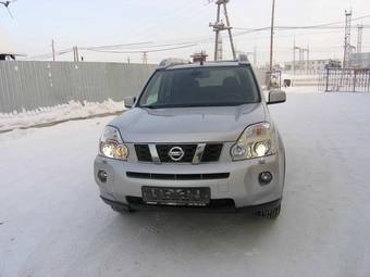 2009 Nissan X-Trail Photos