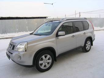2009 Nissan X-Trail Pictures