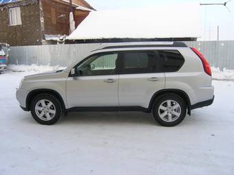 2009 Nissan X-Trail Photos