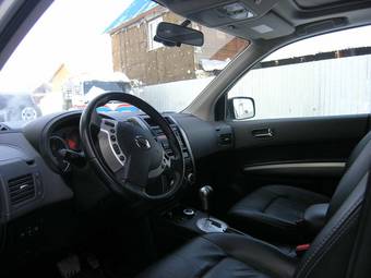 2009 Nissan X-Trail Images