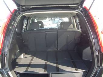 2009 Nissan X-Trail Images