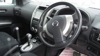 2010 Nissan X-Trail Pictures