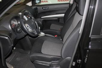 2010 Nissan X-Trail Pictures