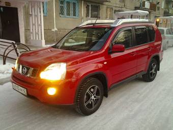 2010 Nissan X-Trail Pictures