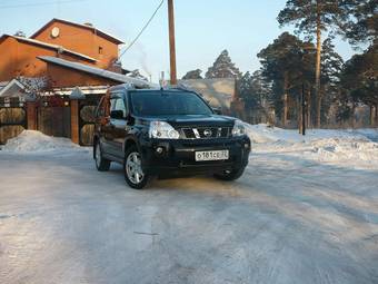 2010 Nissan X-Trail Pictures