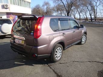 2010 Nissan X-Trail Photos